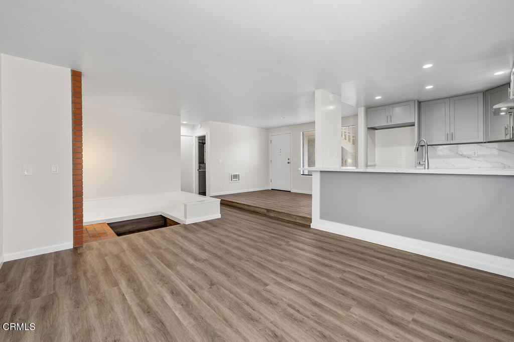 Oxnard, California, 93035, United States, 1 Bedroom Bedrooms, ,1 BathroomBathrooms,Residential,For Sale,2008159