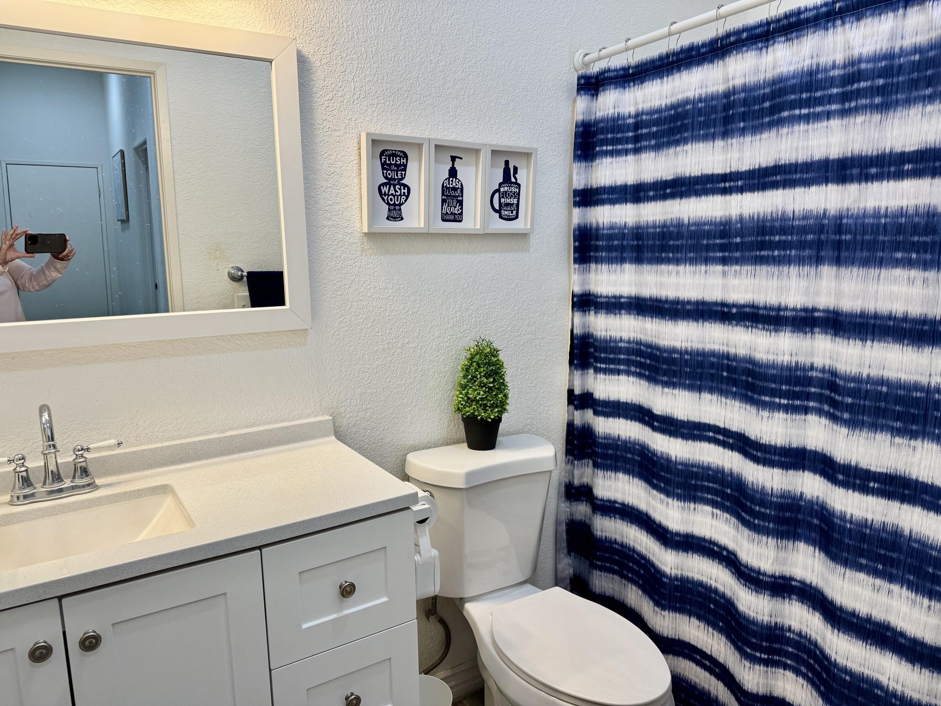 Cathedral City, California, 92234, United States, 3 Bedrooms Bedrooms, ,1 BathroomBathrooms,Residential,For Sale,1957820