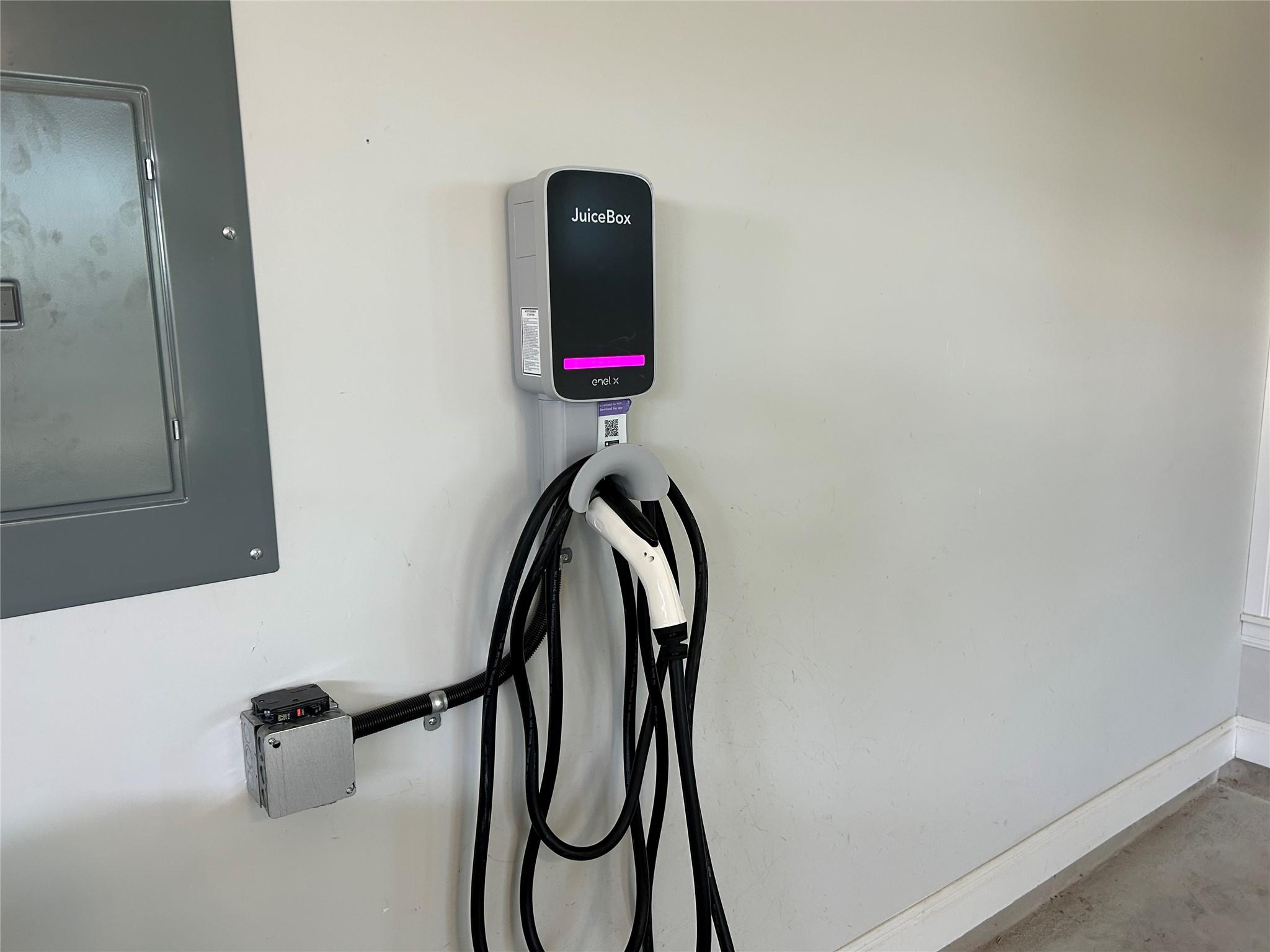 Austin, Texas, 78738, United States, 4 Bedrooms Bedrooms, ,4 BathroomsBathrooms,Residential,For Sale,1978315