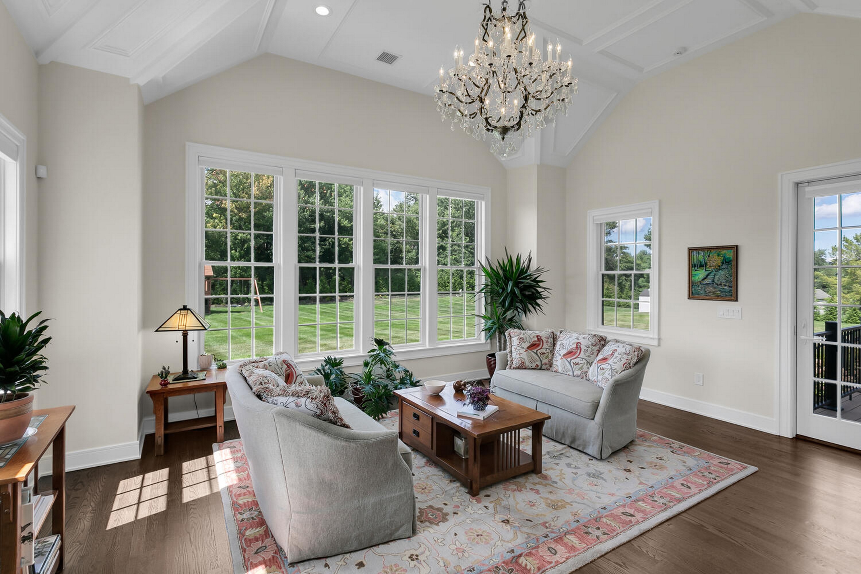  3 Bretwood Dr N - 物件實景