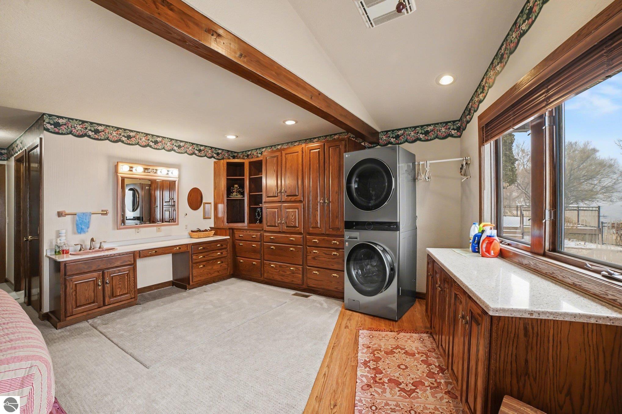 Lake Isabella, Michigan, 48893, United States, 4 Bedrooms Bedrooms, ,4 BathroomsBathrooms,Residential,For Sale,2030356
