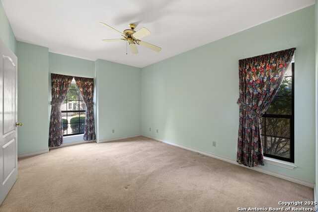 Kerrville, Texas, 78028, United States, 3 Bedrooms Bedrooms, ,4 BathroomsBathrooms,Residential,For Sale,1910535