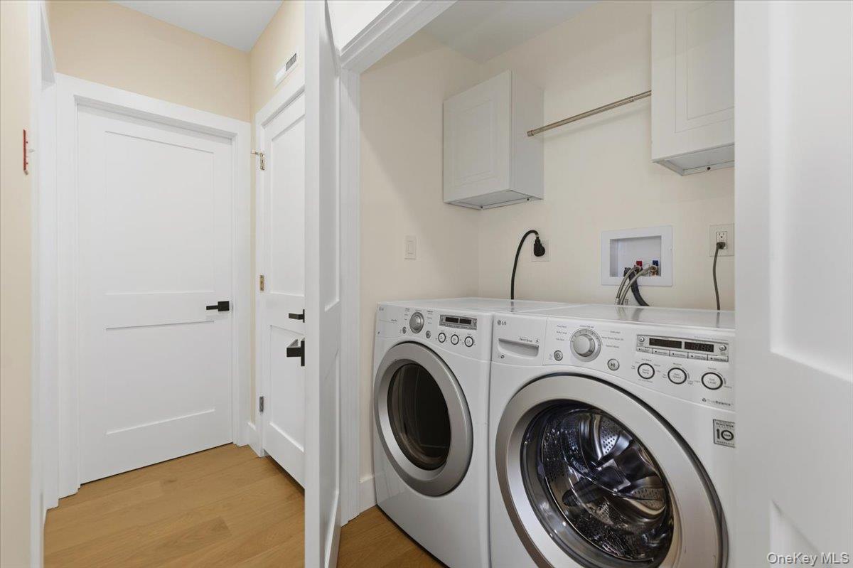 Bethpage, New York, 11714, United States, 5 Bedrooms Bedrooms, ,4 BathroomsBathrooms,Residential,For Sale,1986527