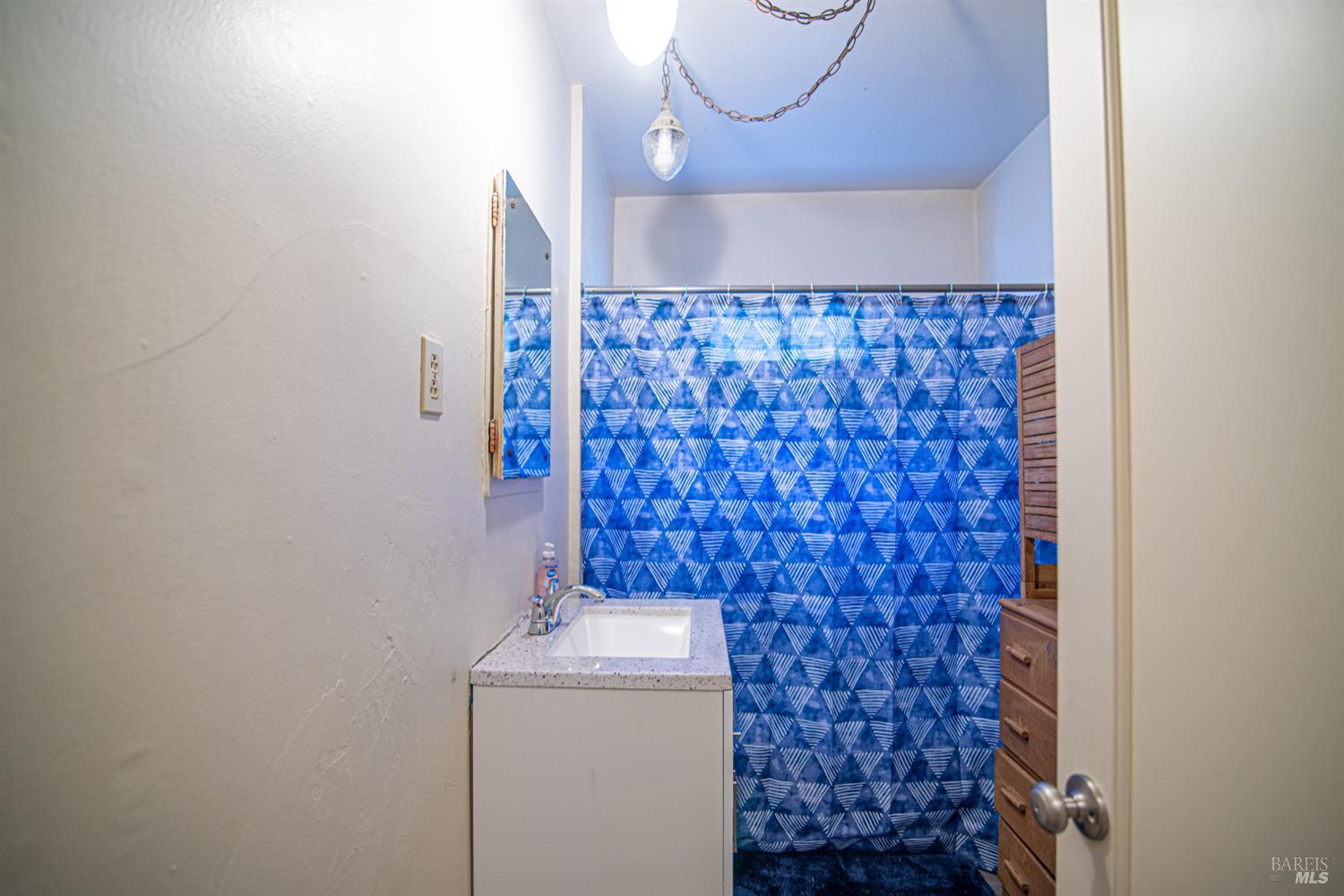 Santa Rosa, California, 95404, United States, 3 Bedrooms Bedrooms, ,2 BathroomsBathrooms,Residential,For Sale,1974780