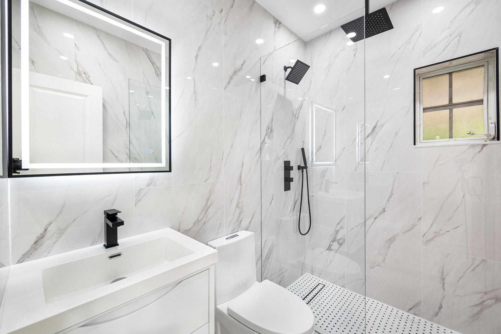 Coral Gables, Florida, 33134, United States, 3 Bedrooms Bedrooms, ,2 BathroomsBathrooms,Residential,For Sale,1975593