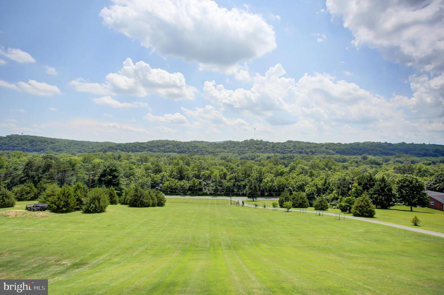 Big Pool, Maryland, 21711, United States, 5 Bedrooms Bedrooms, ,4 BathroomsBathrooms,Residential,For Sale,1897017