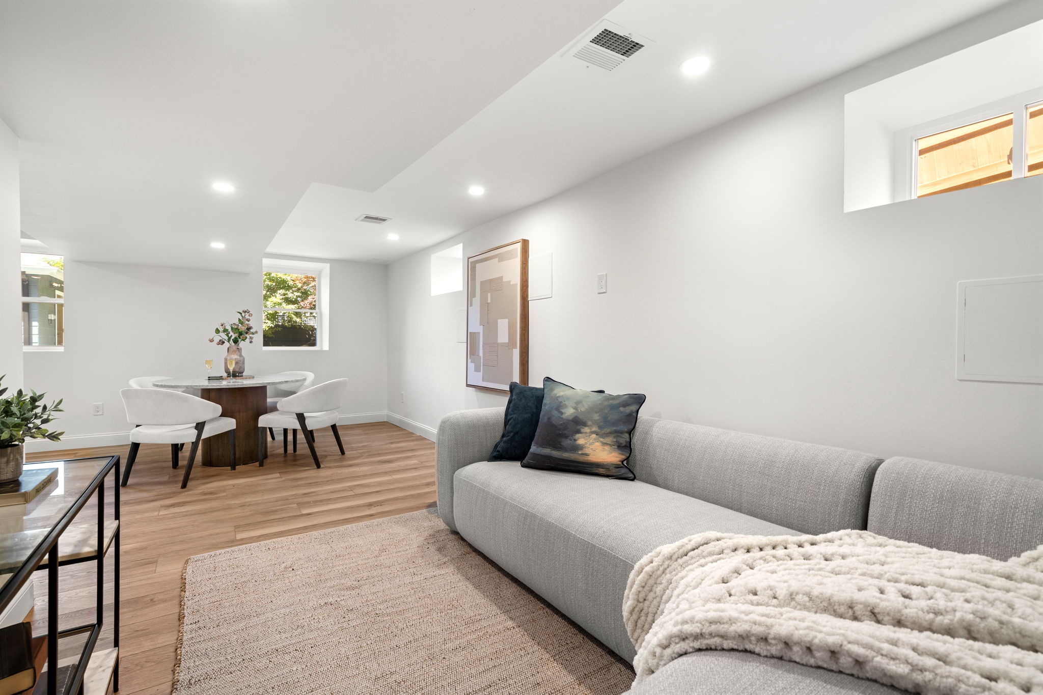  68 Barnard Avenue, Watertown, MA, 02472 - 物件實景