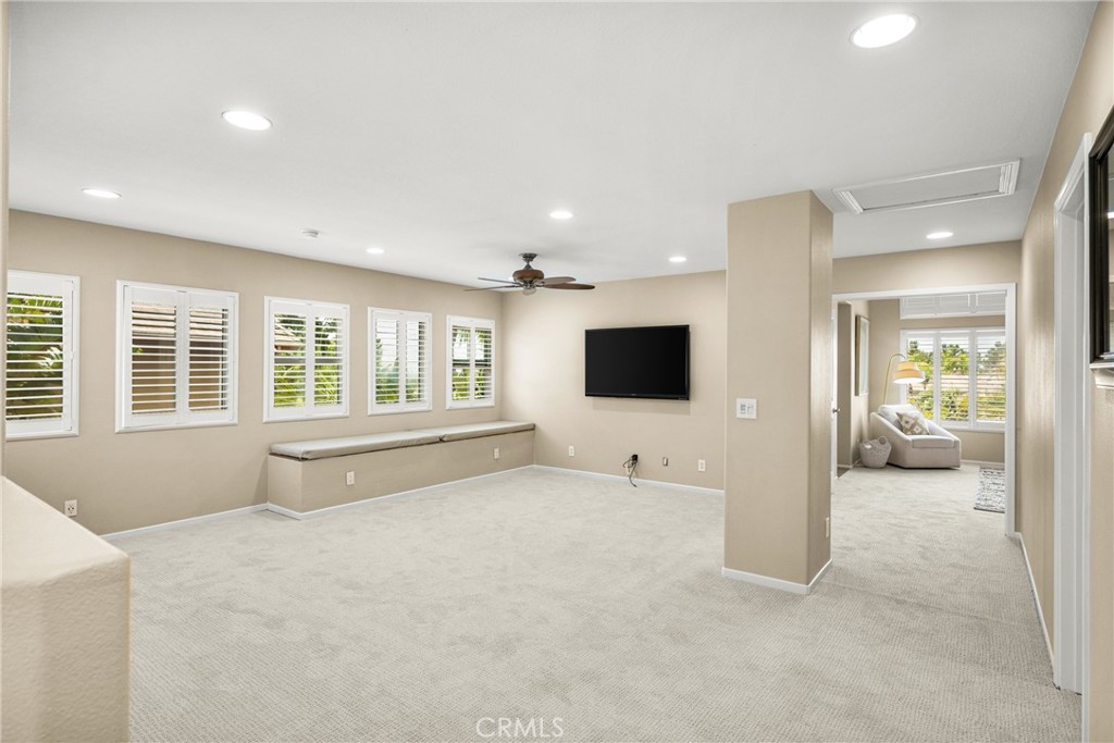 Lake Forest, California, 92610, United States, 5 Bedrooms Bedrooms, ,3 BathroomsBathrooms,Residential,For Sale,1903296