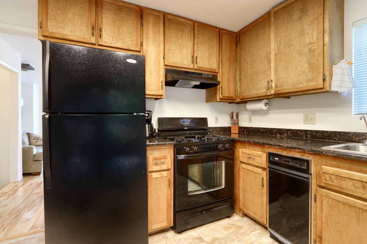 Yosemite, California, 95389, United States, 4 Bedrooms Bedrooms, ,2 BathroomsBathrooms,Residential,For Sale,1980100