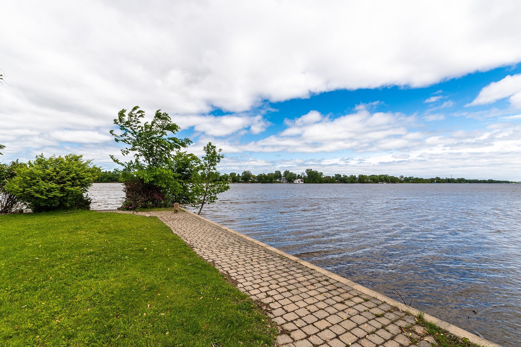  Saint-François, Laval - 物件實景
