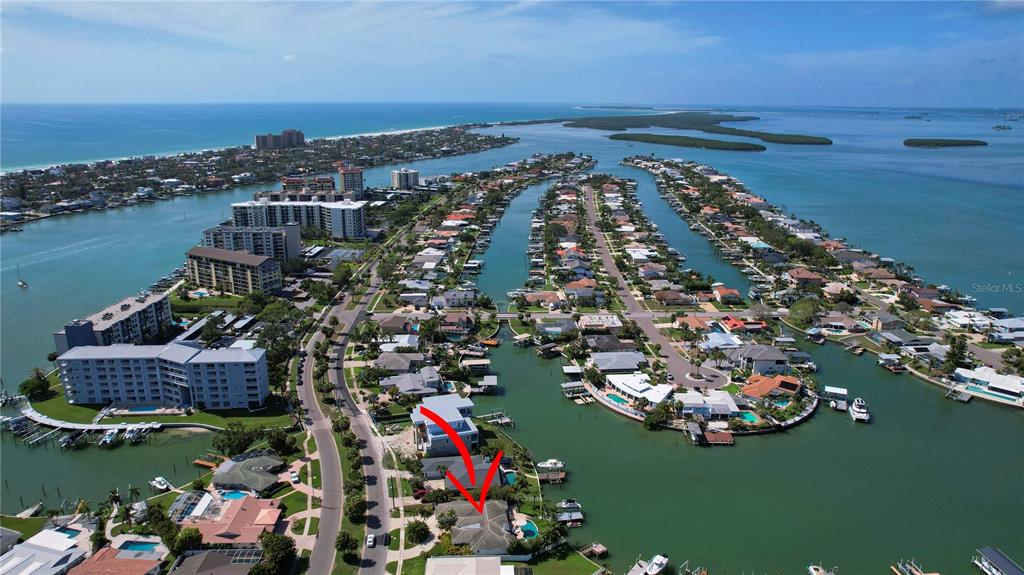 Clearwater Beach, Florida, 33767, United States, 4 Bedrooms Bedrooms, ,3 BathroomsBathrooms,Residential,For Sale,1849731