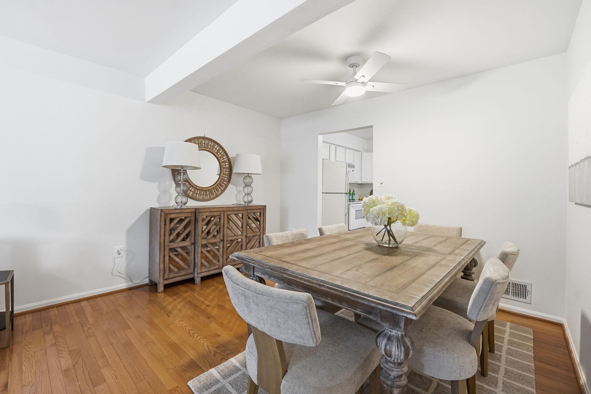  9919 Longford Court, Vienna, VA, 22181 - 物件實景