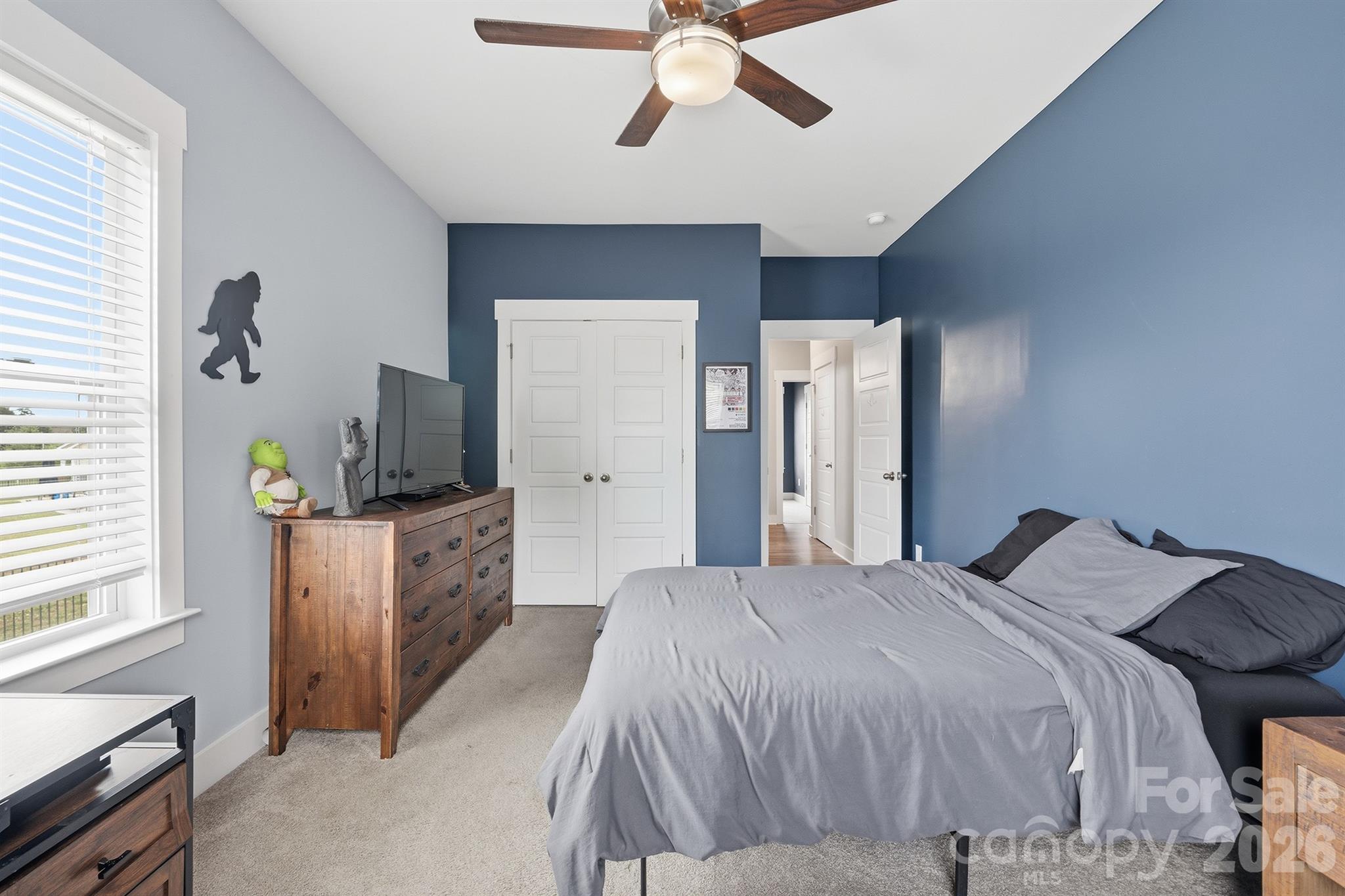 Maiden, North Carolina, 28650, United States, 4 Bedrooms Bedrooms, ,4 BathroomsBathrooms,Residential,For Sale,2048449
