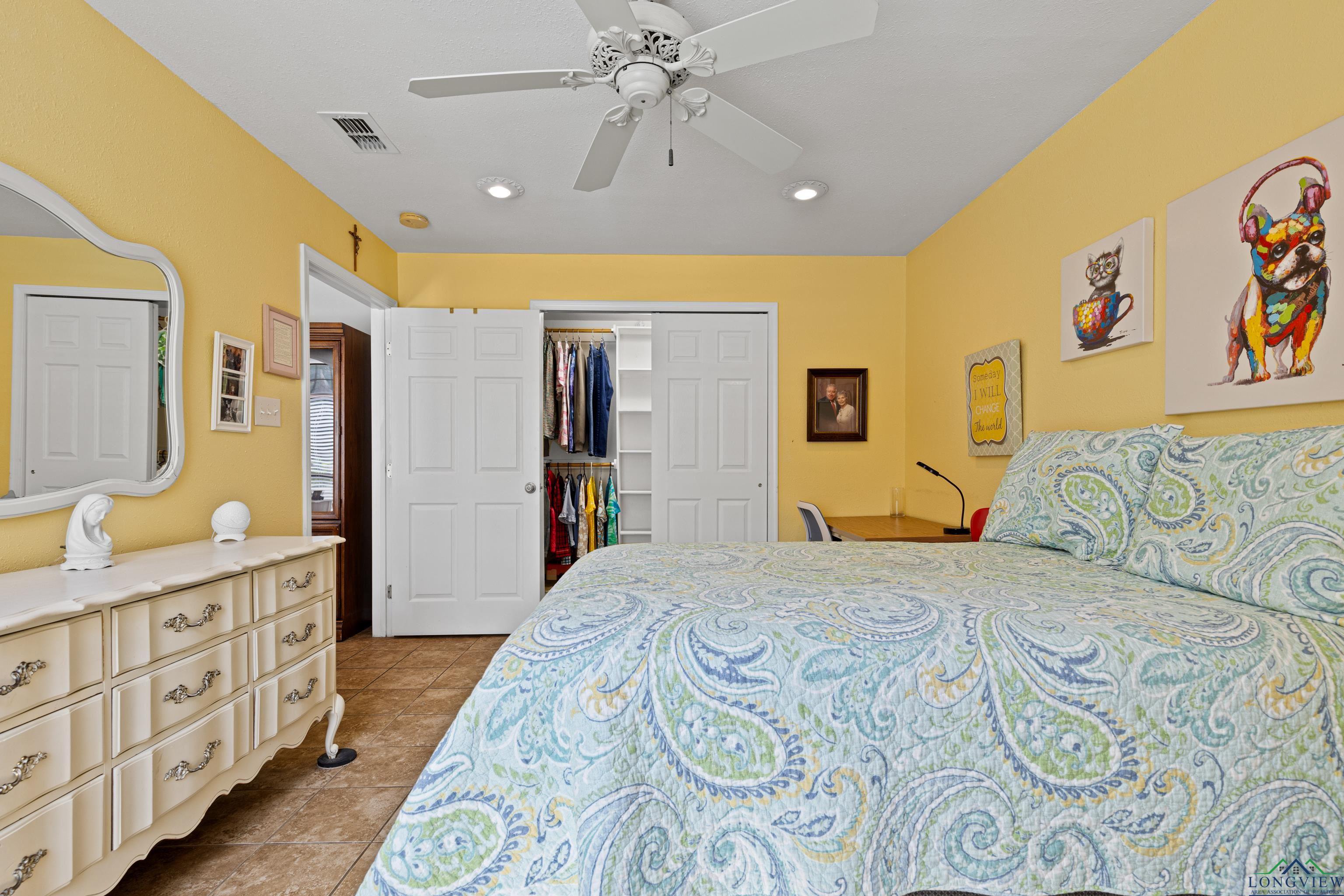 Kilgore, Texas, 75662, United States, 4 Bedrooms Bedrooms, ,3 BathroomsBathrooms,Residential,For Sale,1949860