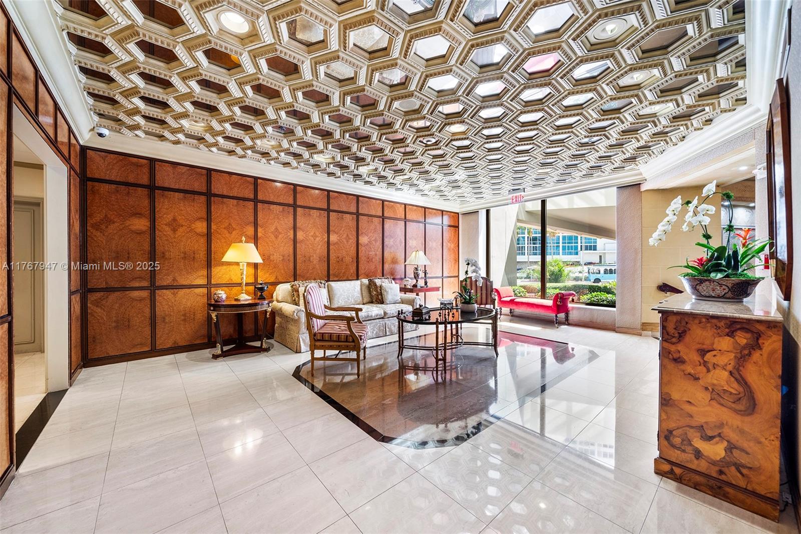 Miami Beach, Florida, 33140, United States, 3 Bedrooms Bedrooms, ,4 BathroomsBathrooms,Residential,For Sale,1745690