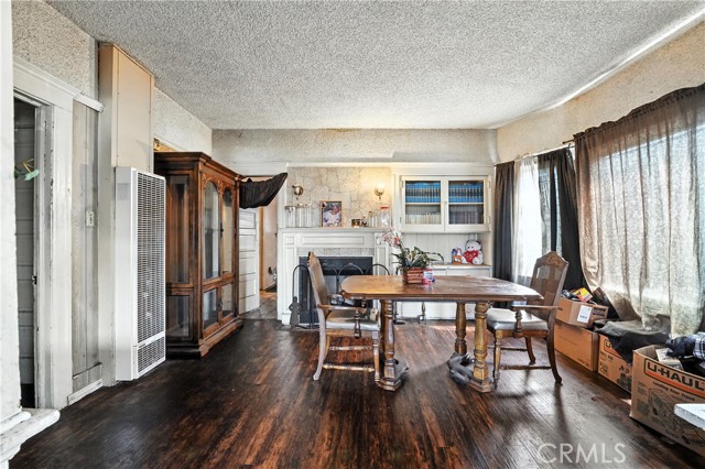 Los Angeles, California, 90011, United States, 2 Bedrooms Bedrooms, ,1 BathroomBathrooms,Residential,For Sale,1937850