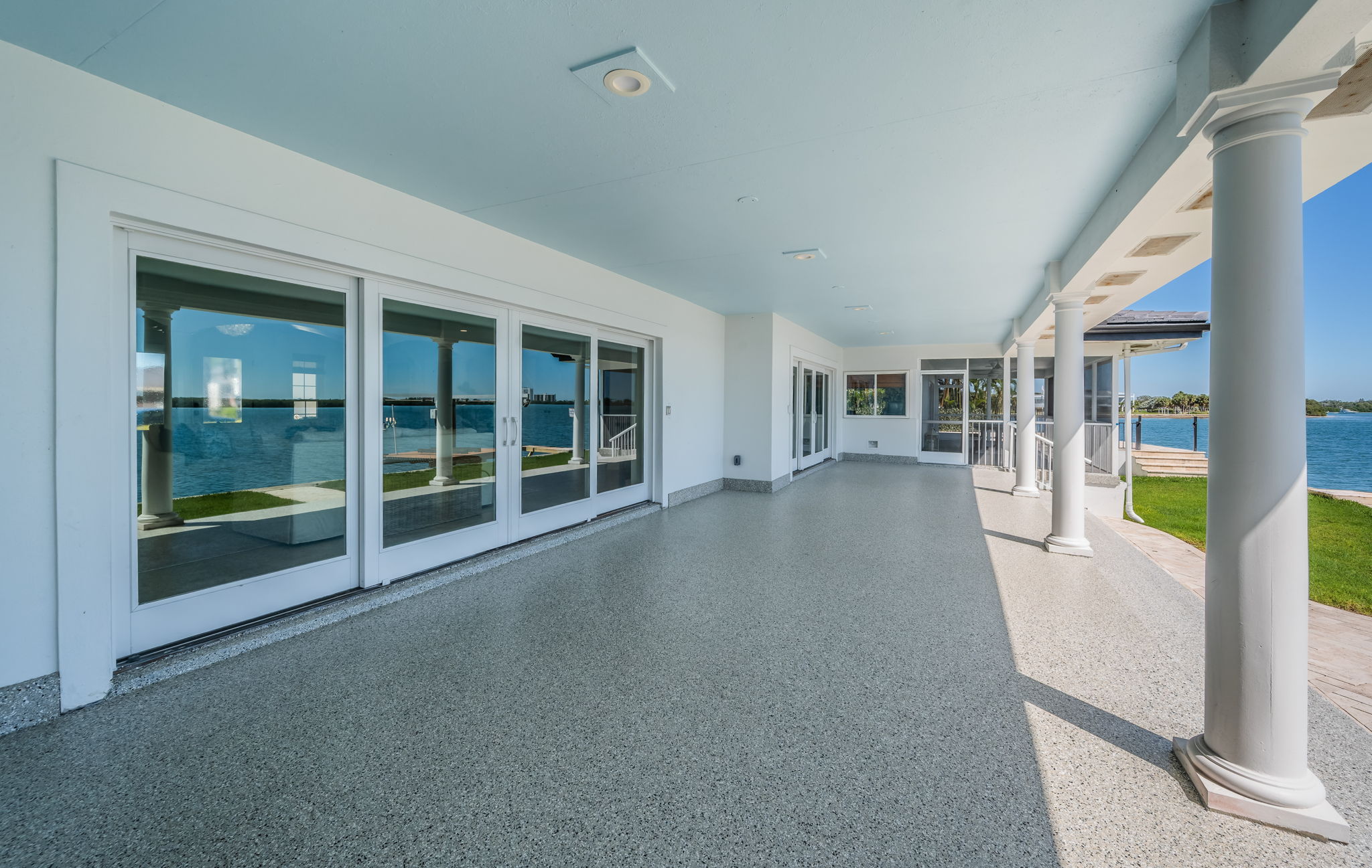 St Petersburg, Florida, 33715, United States, 4 Bedrooms Bedrooms, ,6 BathroomsBathrooms,Residential,For Sale,1978713