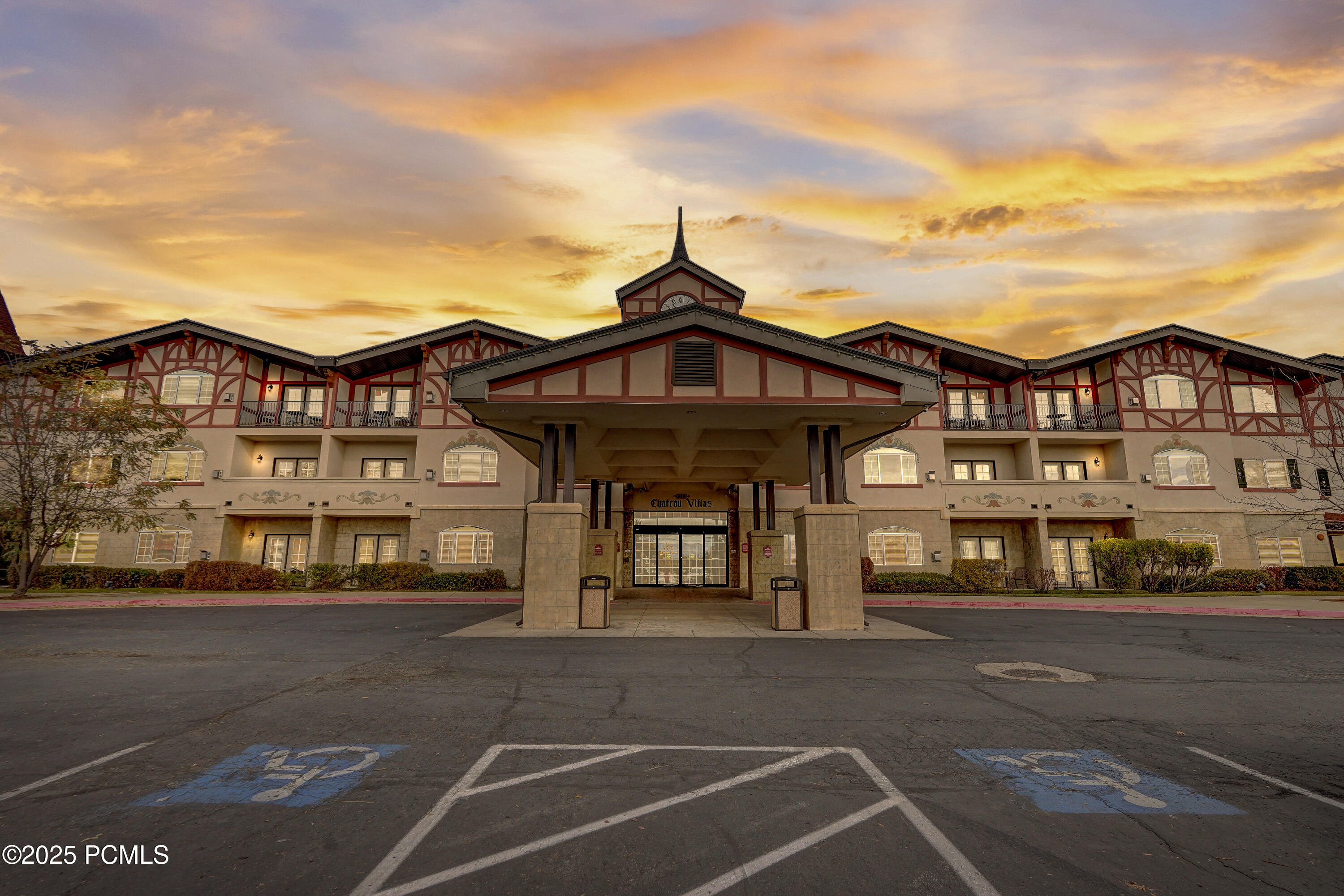 Midway, Utah, 84049, United States, 3 Bedrooms Bedrooms, ,3 BathroomsBathrooms,Residential,For Sale,1826612