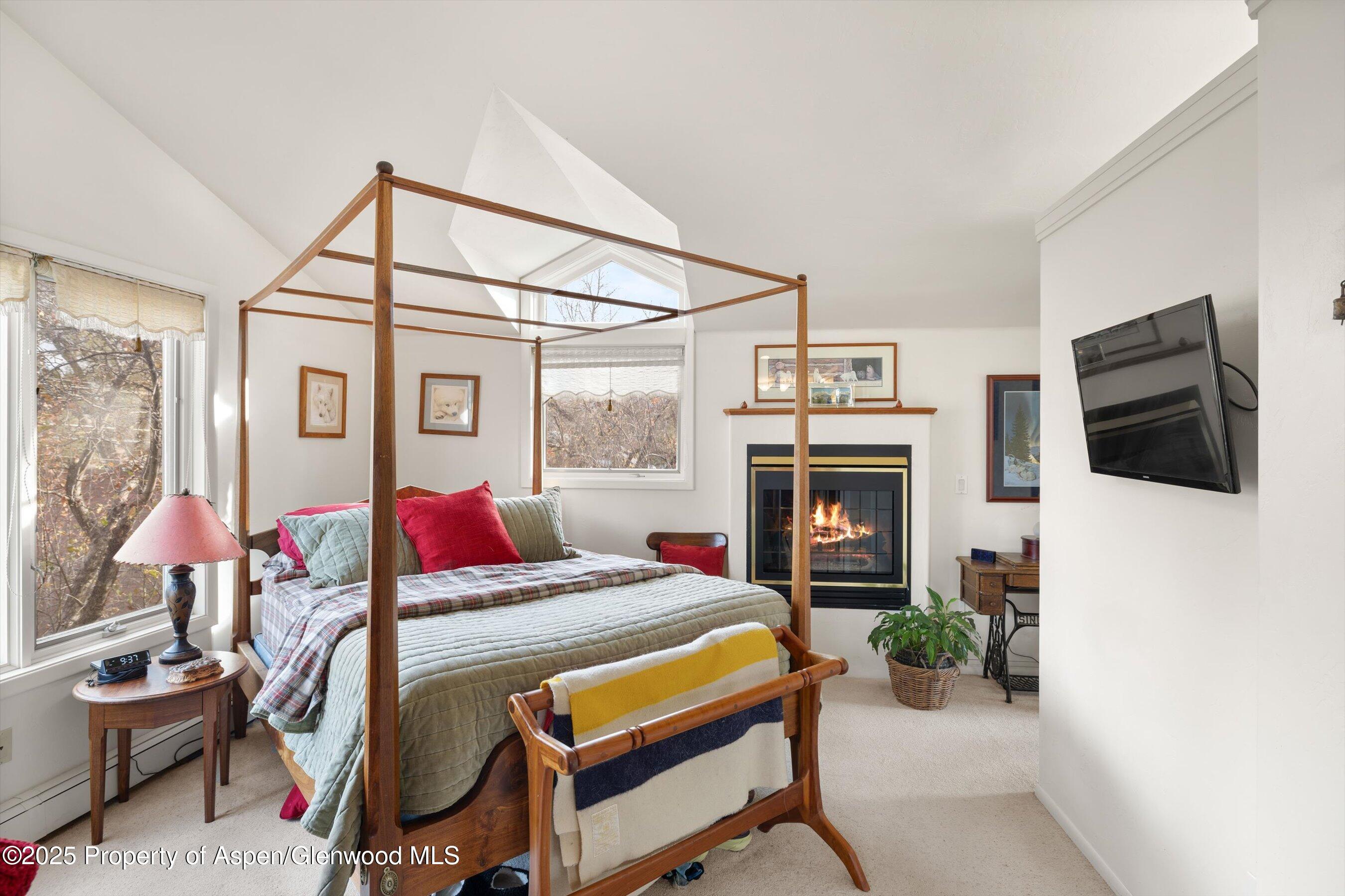 Carbondale, Colorado, 81623, United States, 6 Bedrooms Bedrooms, ,4 BathroomsBathrooms,Residential,For Sale,1986290