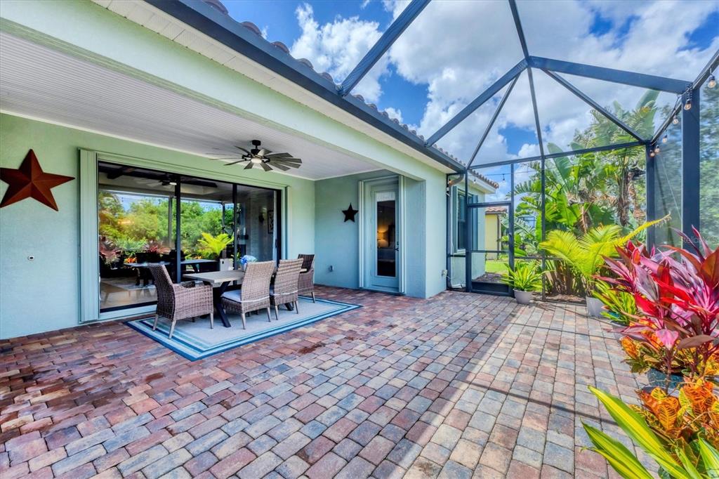 Venice, Florida, 34293, United States, 4 Bedrooms Bedrooms, ,2 BathroomsBathrooms,Residential,For Sale,1977981