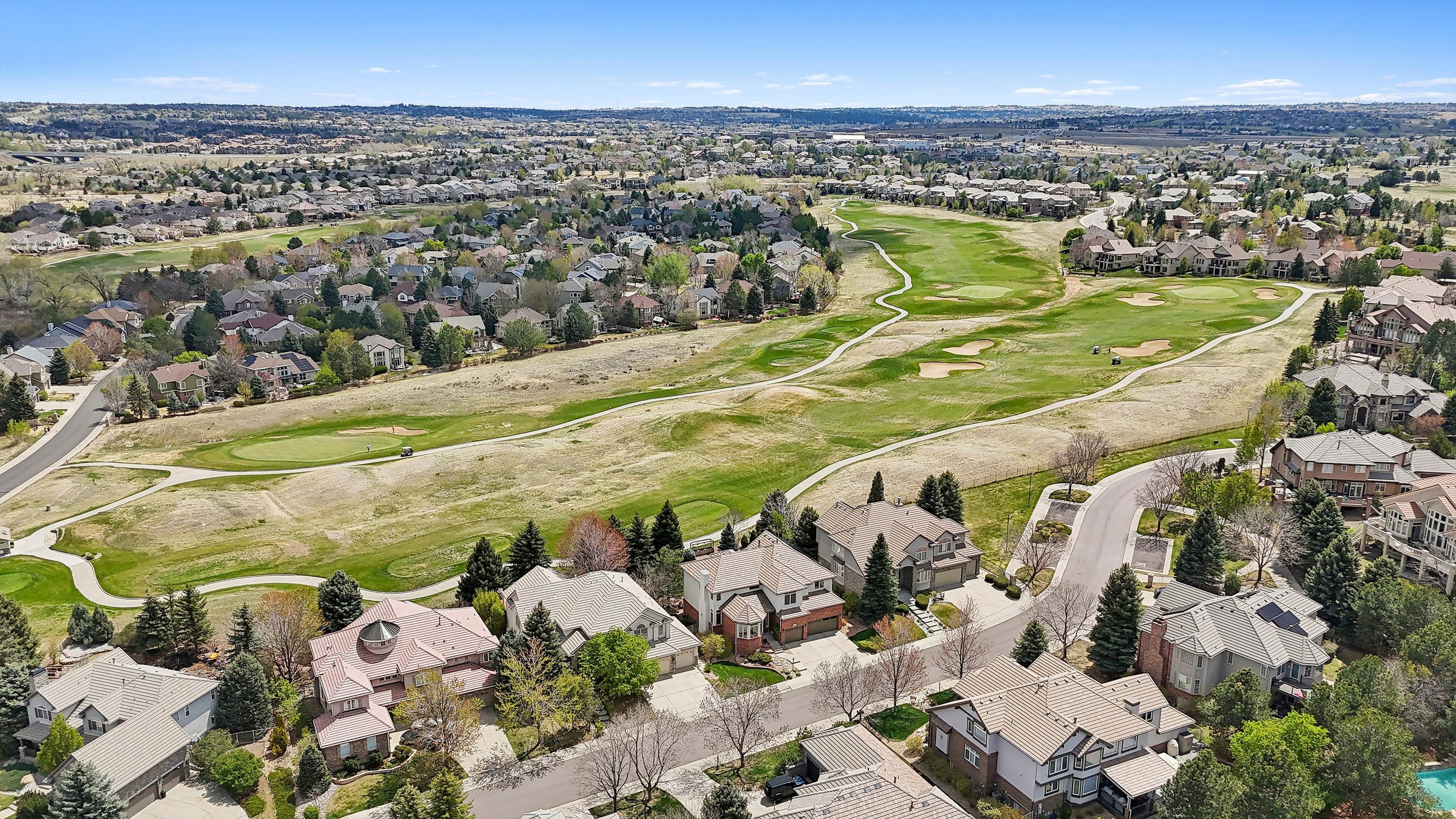  Perfectly positioned on a premium golf course lot - 物件實景