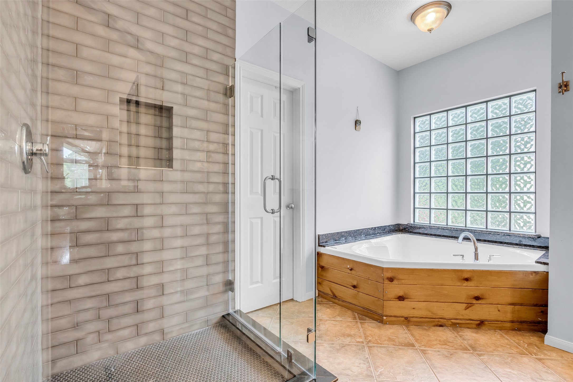  33 Harbour Point Circle - 物件實景