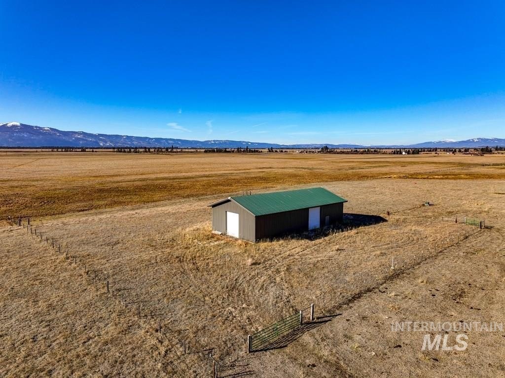 Donnelly, Idaho, 83615, United States, ,Residential,For Sale,1772260