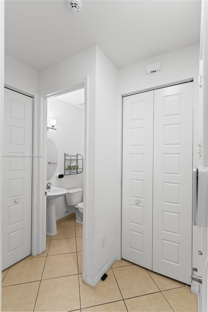 Miami, Florida, 33179, United States, 3 Bedrooms Bedrooms, ,3 BathroomsBathrooms,Residential,For Sale,1868662