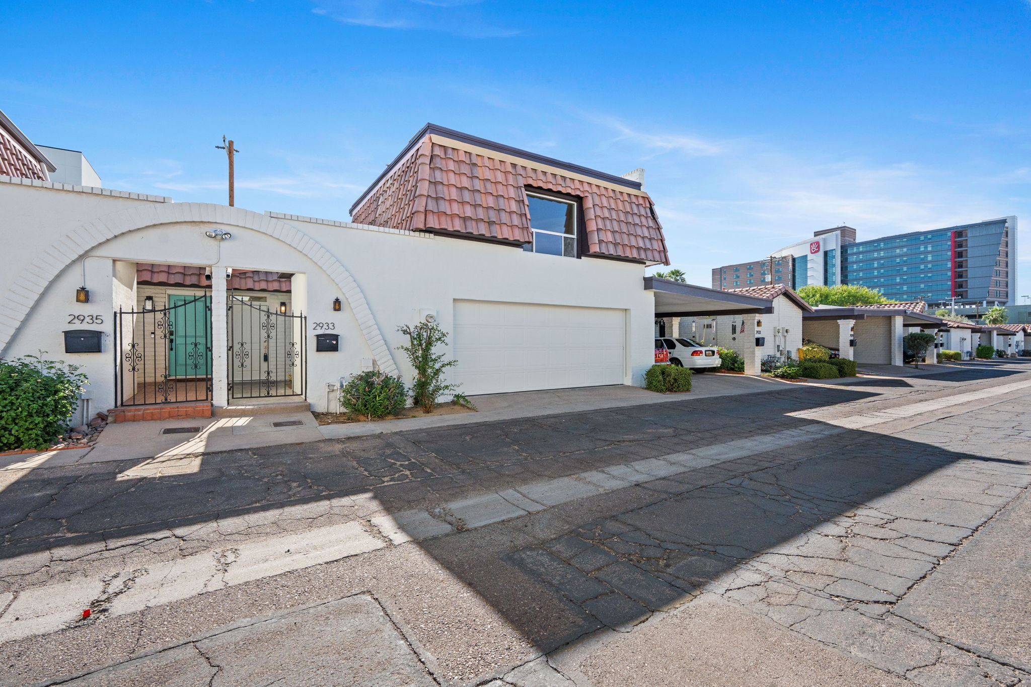  2933 N Casa Tomas Court  Phoenix, AZ - 物件實景