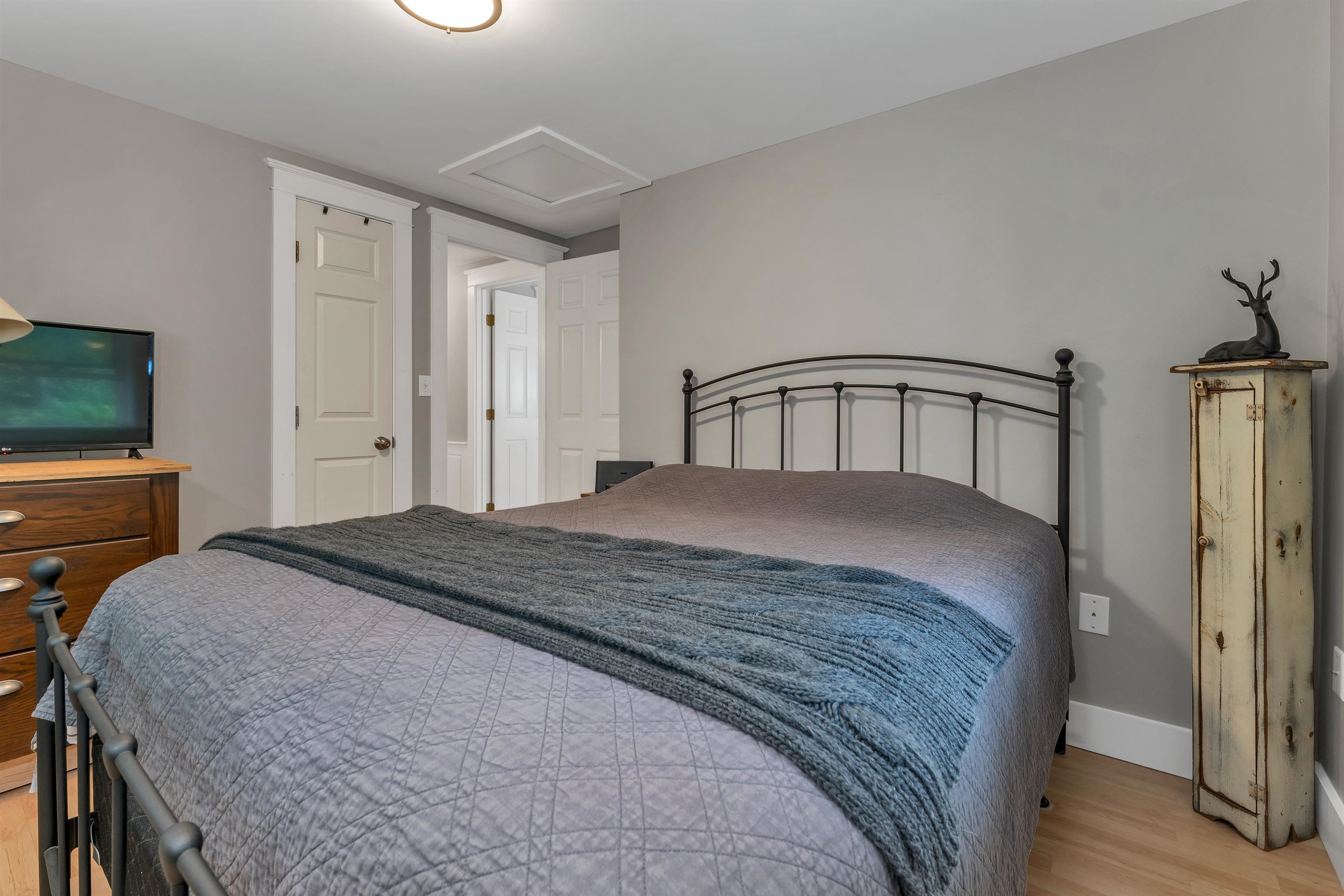 Enfield, New Hampshire, 03748, United States, 3 Bedrooms Bedrooms, ,2 BathroomsBathrooms,Residential,For Sale,1940095