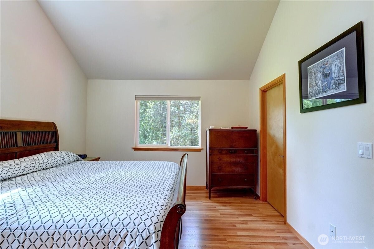 Port Orchard, Washington, 98367, United States, 3 Bedrooms Bedrooms, ,2 BathroomsBathrooms,Residential,For Sale,1828353