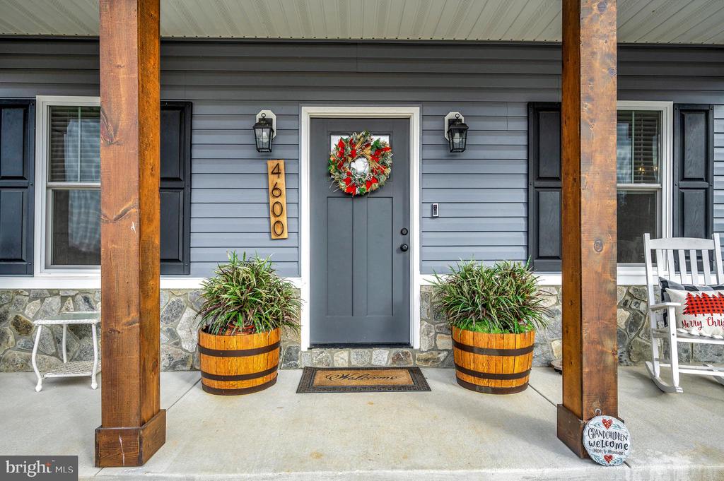 Bealeton, Virginia, 22712, United States, 4 Bedrooms Bedrooms, ,3 BathroomsBathrooms,Residential,For Sale,2002871