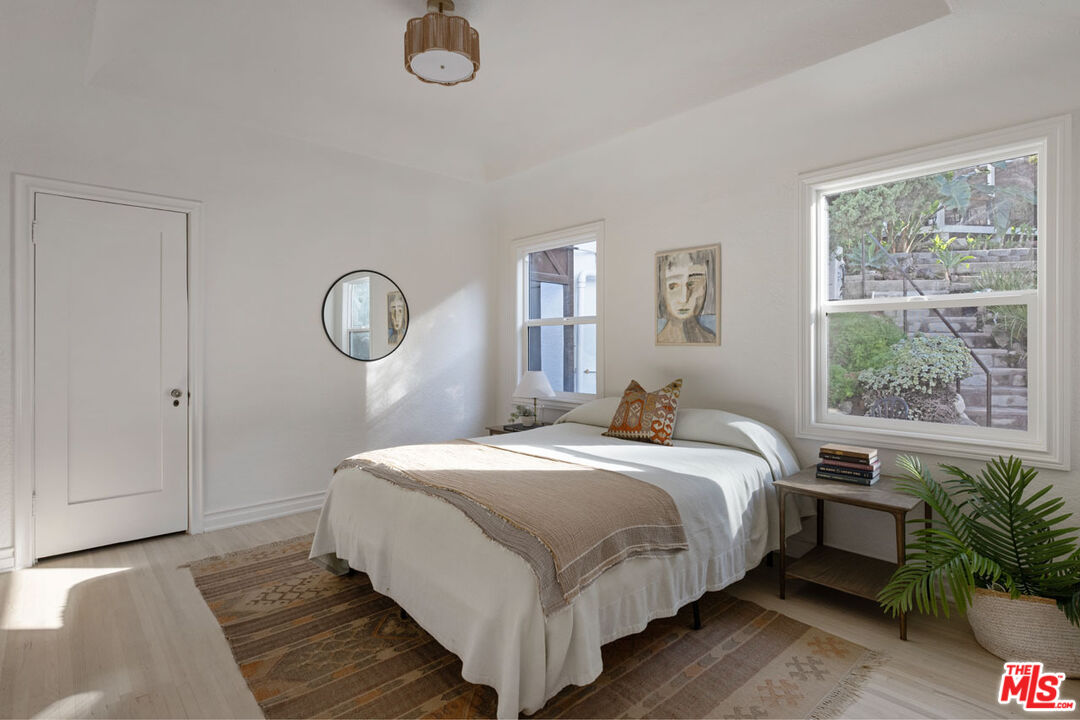 Los Angeles, California, 90041, United States, 3 Bedrooms Bedrooms, ,3 BathroomsBathrooms,Residential,For Sale,2001865