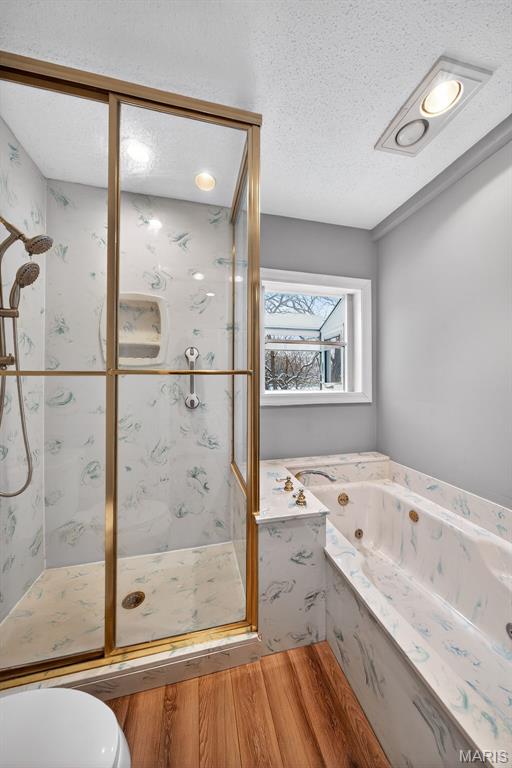 Lake St Louis, Missouri, 63367, United States, 5 Bedrooms Bedrooms, ,5 BathroomsBathrooms,Residential,For Sale,2001706