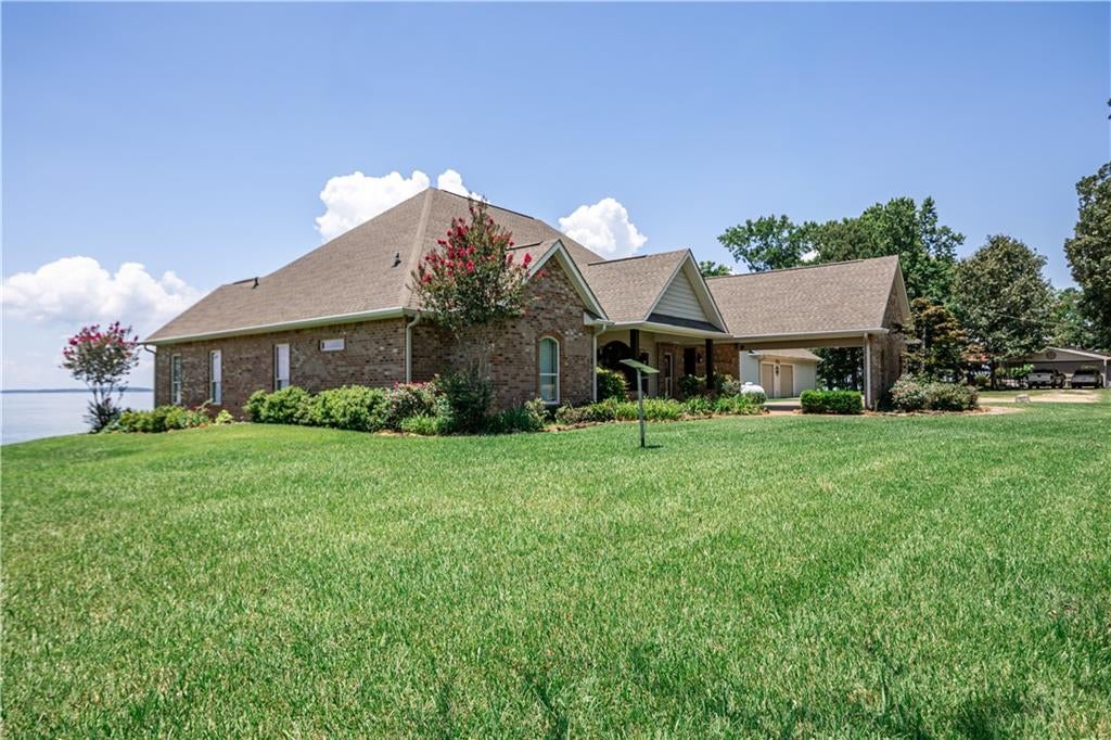 Glen Oaks Dr, Florien, LA 71429
