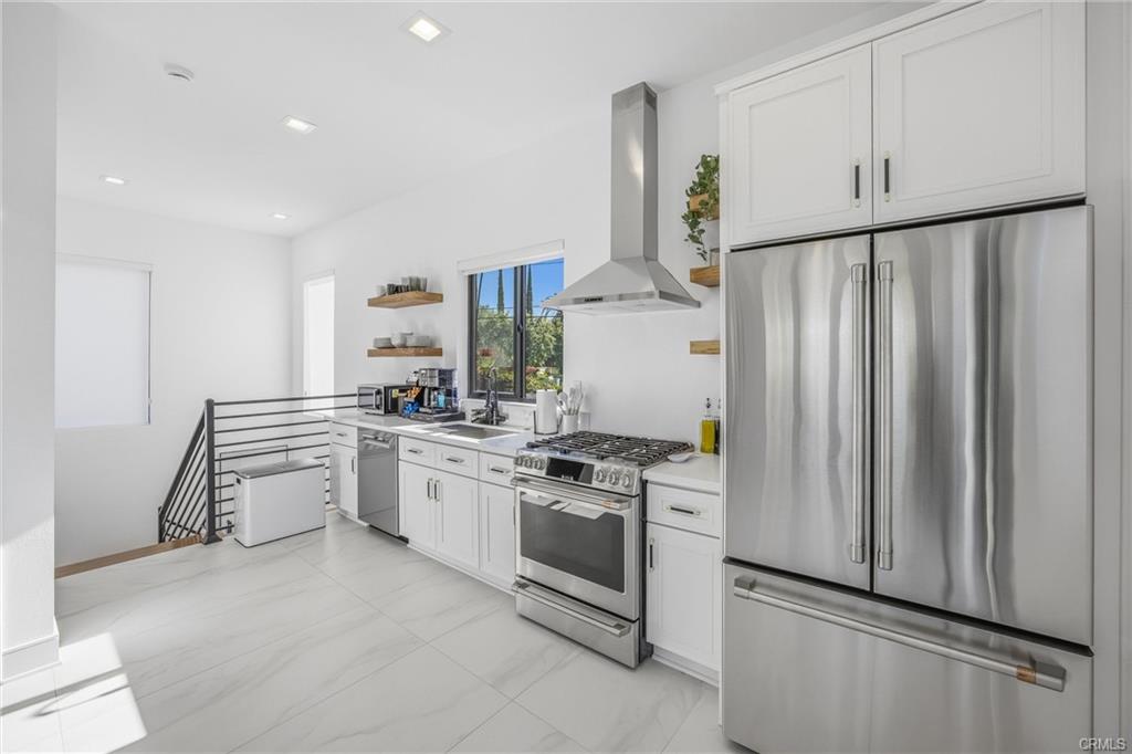 Redlands, California, 92373, United States, 5 Bedrooms Bedrooms, ,5 BathroomsBathrooms,Residential,For Sale,2012094