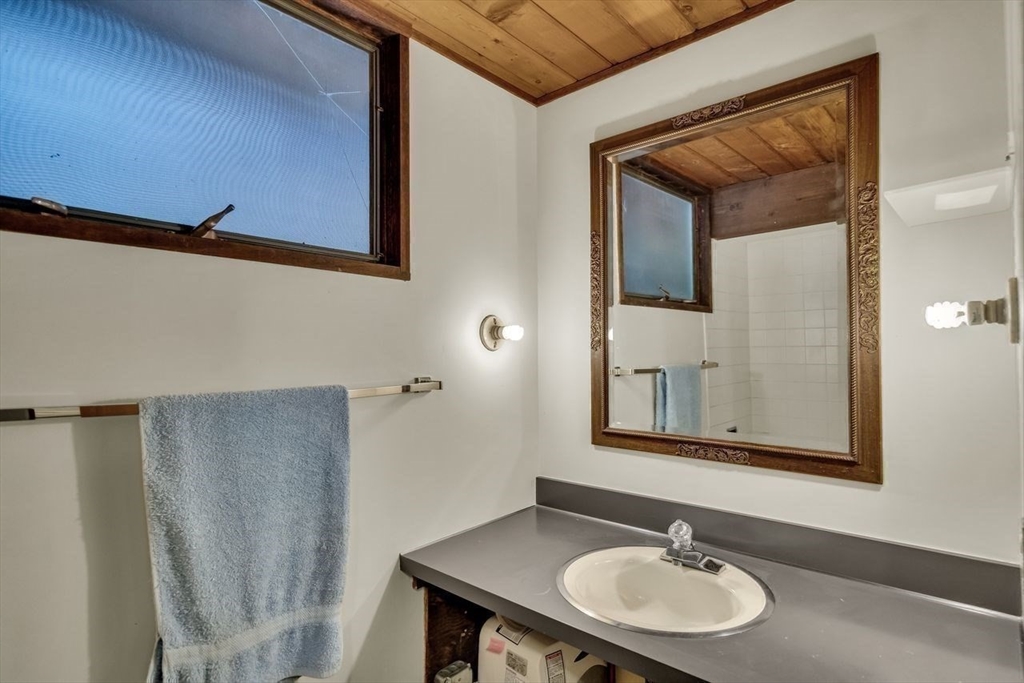 Bedford, Massachusetts, 01730, United States, 5 Bedrooms Bedrooms, ,3 BathroomsBathrooms,Residential,For Sale,1942170
