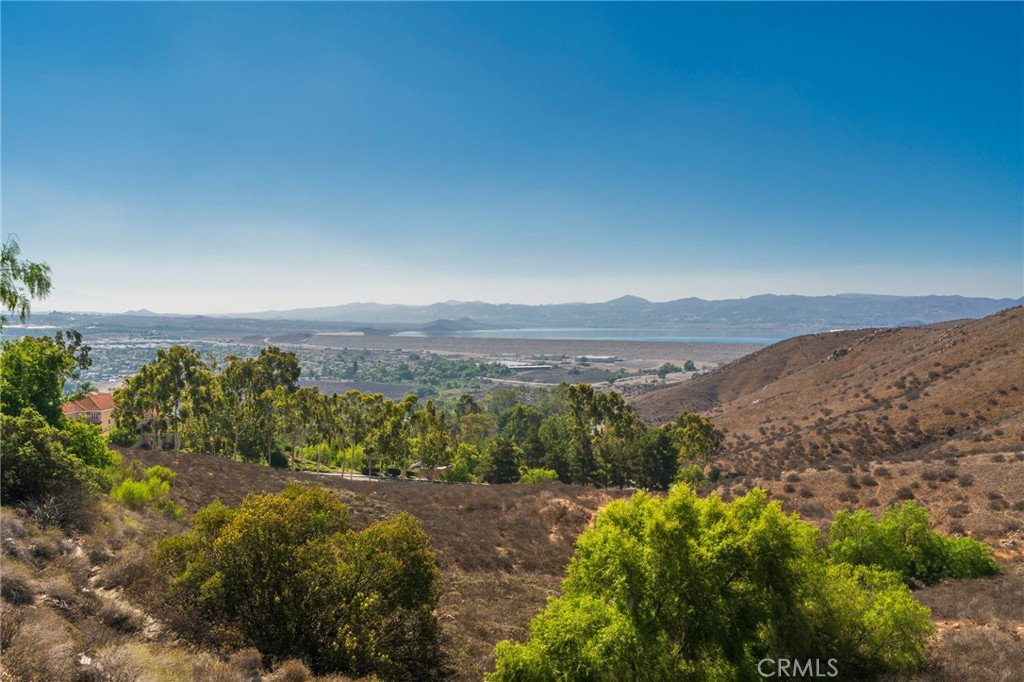 Riverside, California, 92503, United States, 3 Bedrooms Bedrooms, ,3 BathroomsBathrooms,Residential,For Sale,1906100