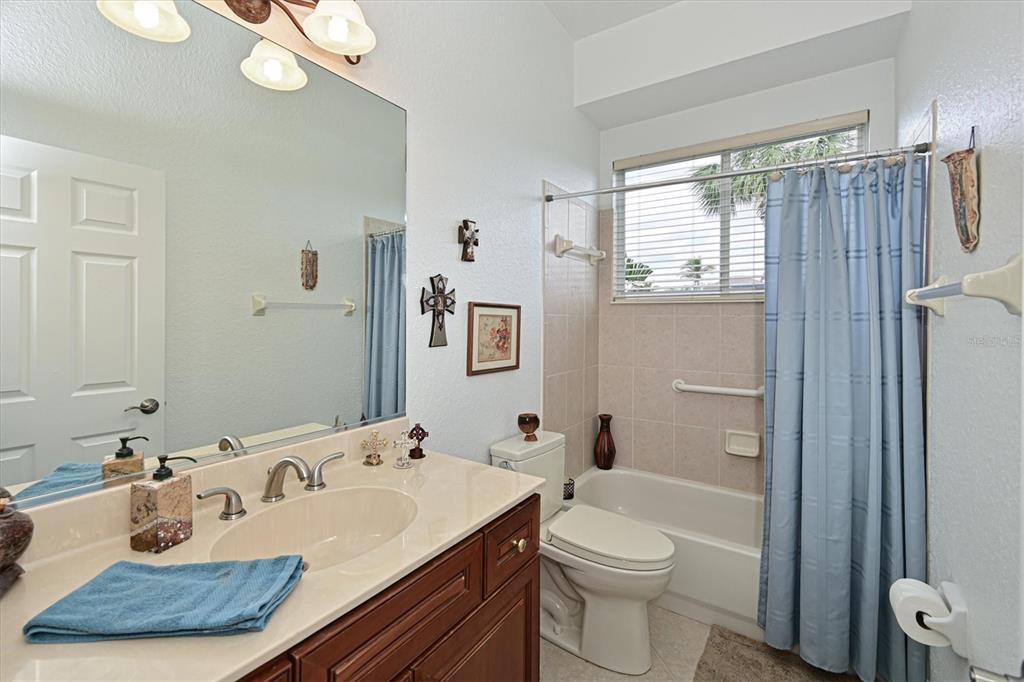 Bradenton, Florida, 34212, United States, 4 Bedrooms Bedrooms, ,3 BathroomsBathrooms,Residential,For Sale,1848553