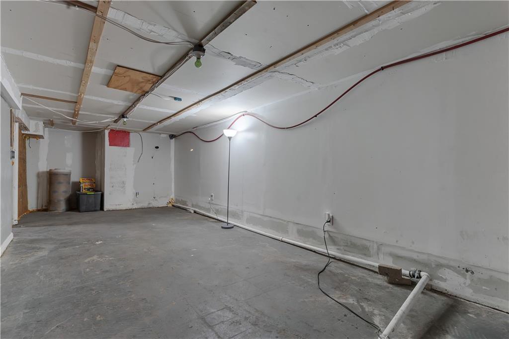 Johnston, Rhode Island, 02919, United States, 4 Bedrooms Bedrooms, ,2 BathroomsBathrooms,Residential,For Sale,2023151