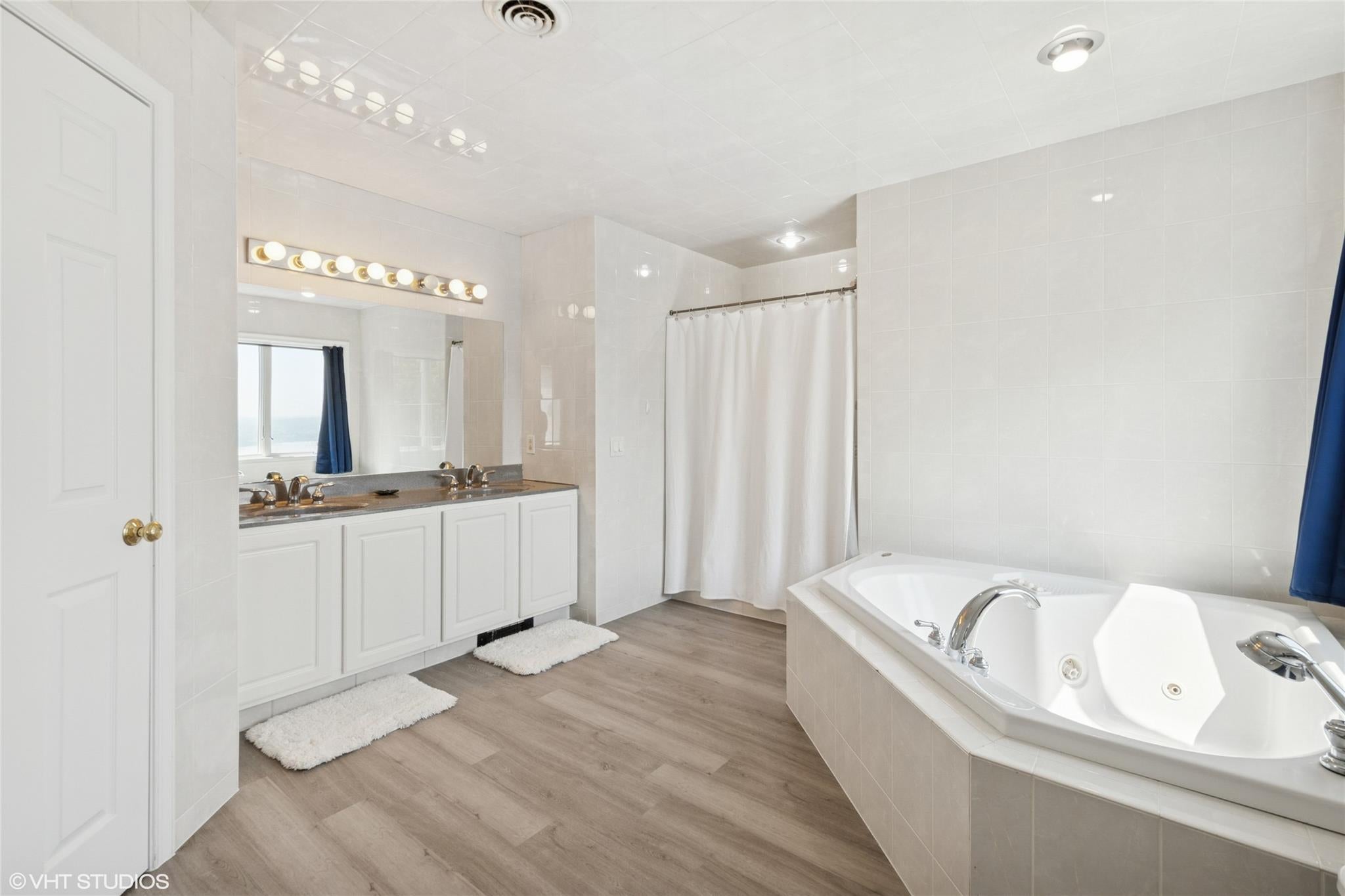 Tomkins Cove, New York, 10986, United States, 7 Bedrooms Bedrooms, ,6 BathroomsBathrooms,Residential,For Sale,1984375