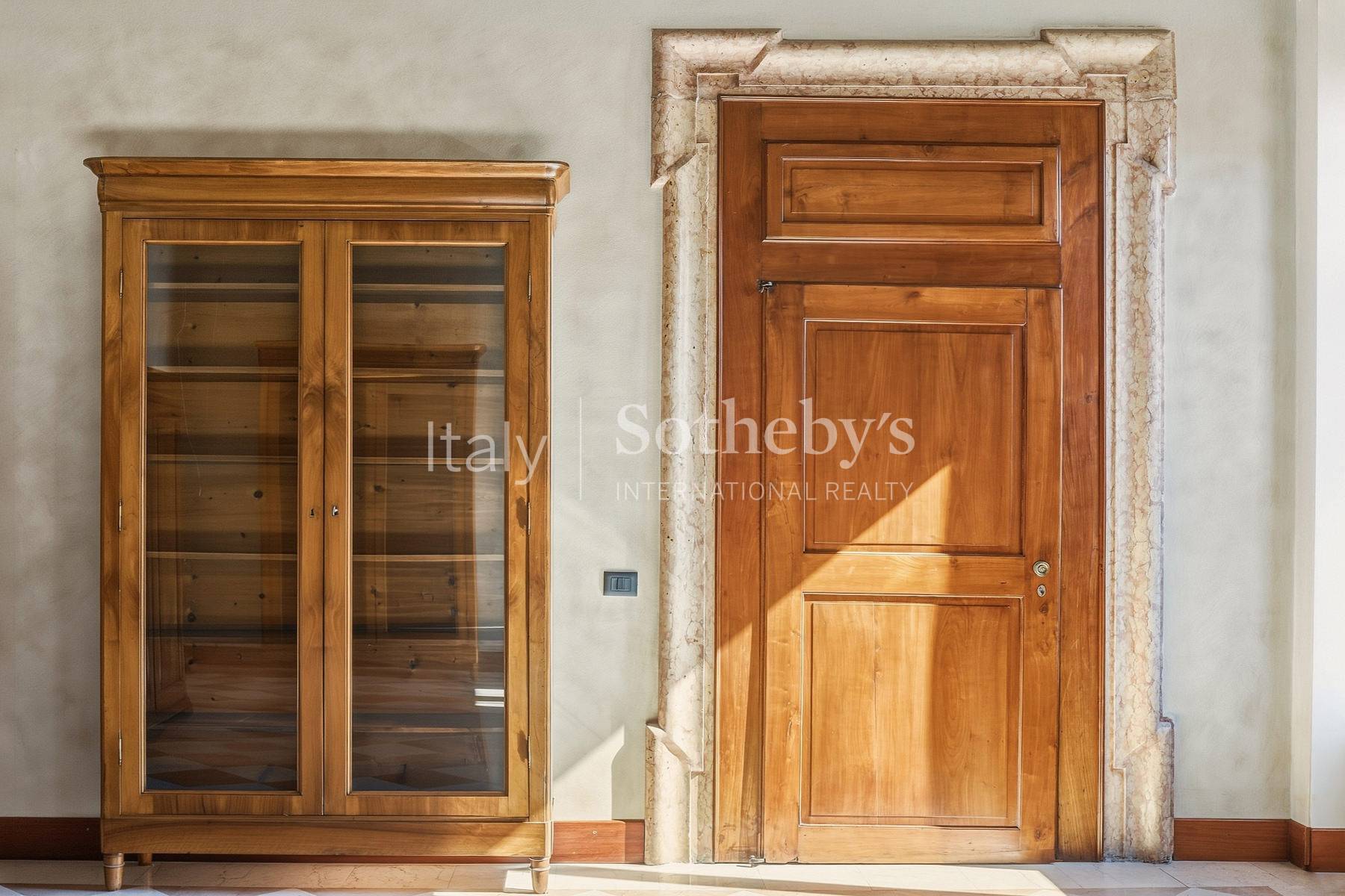  Prestigious Residence in a Historic Palazzo in the centre of Verona - 物件實景