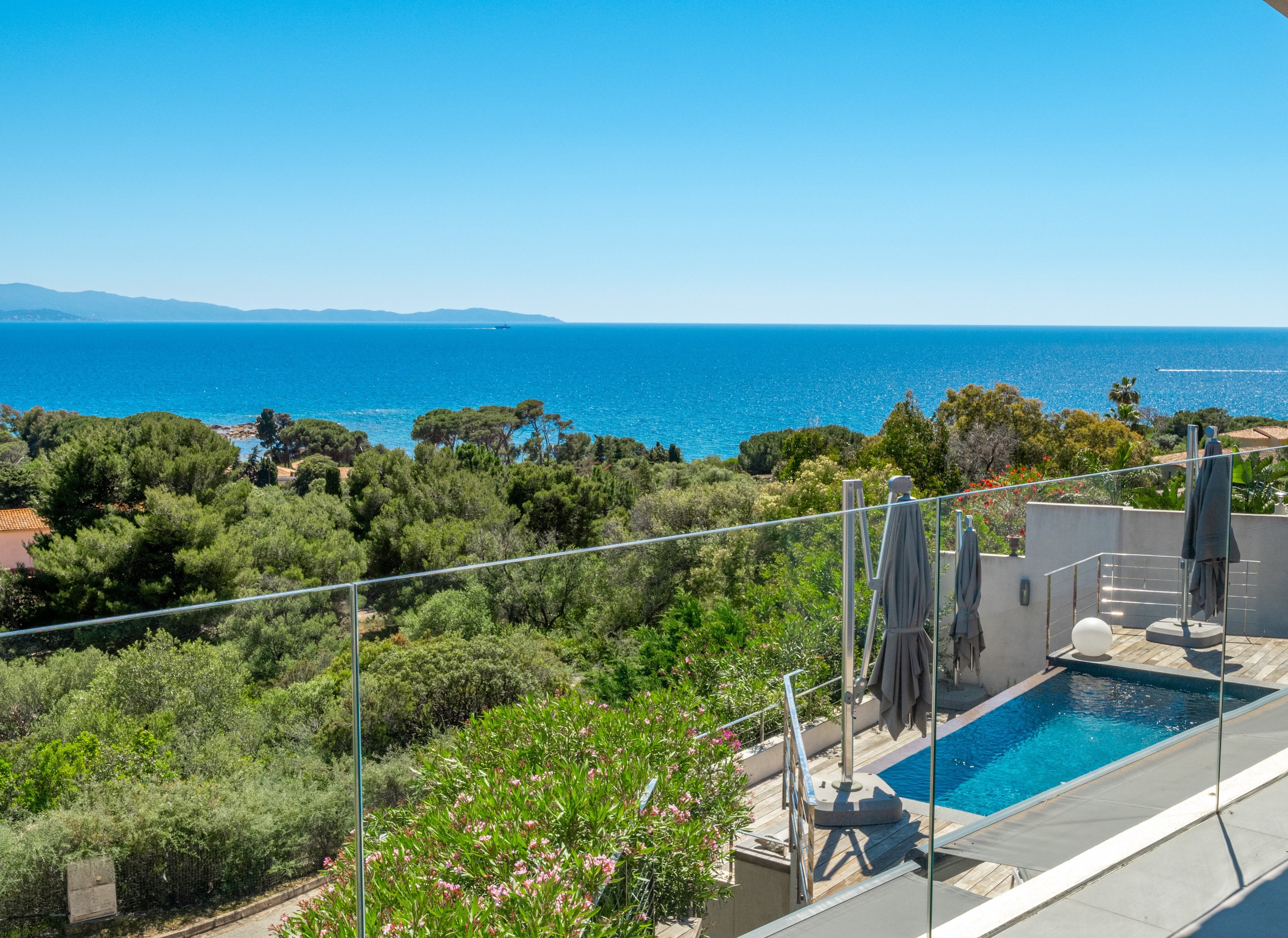  Luxury villa with pool and sea view, Sanguinary road Ajaccio - Corsica - 物件實景