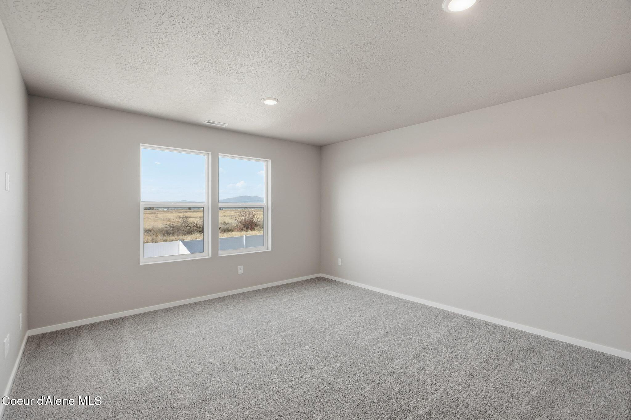 Post Falls, Idaho, 83854, United States, 4 Bedrooms Bedrooms, ,3 BathroomsBathrooms,Residential,For Sale,1973812