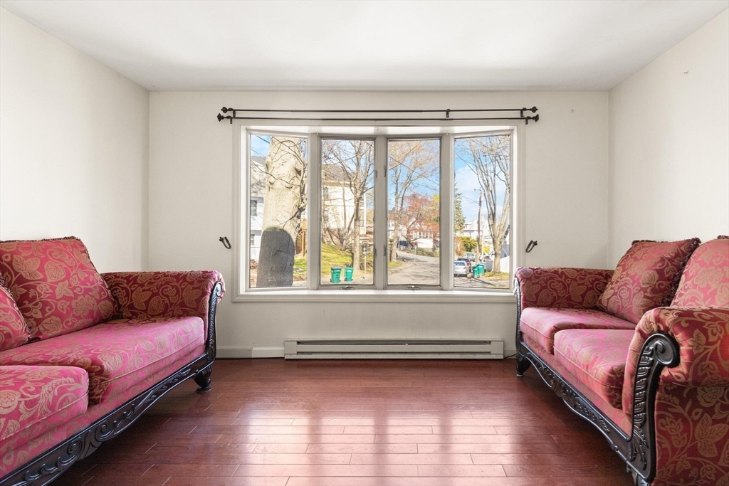 Lynn, Massachusetts, 01902, United States, 4 Bedrooms Bedrooms, ,2 BathroomsBathrooms,Residential,For Sale,2049430