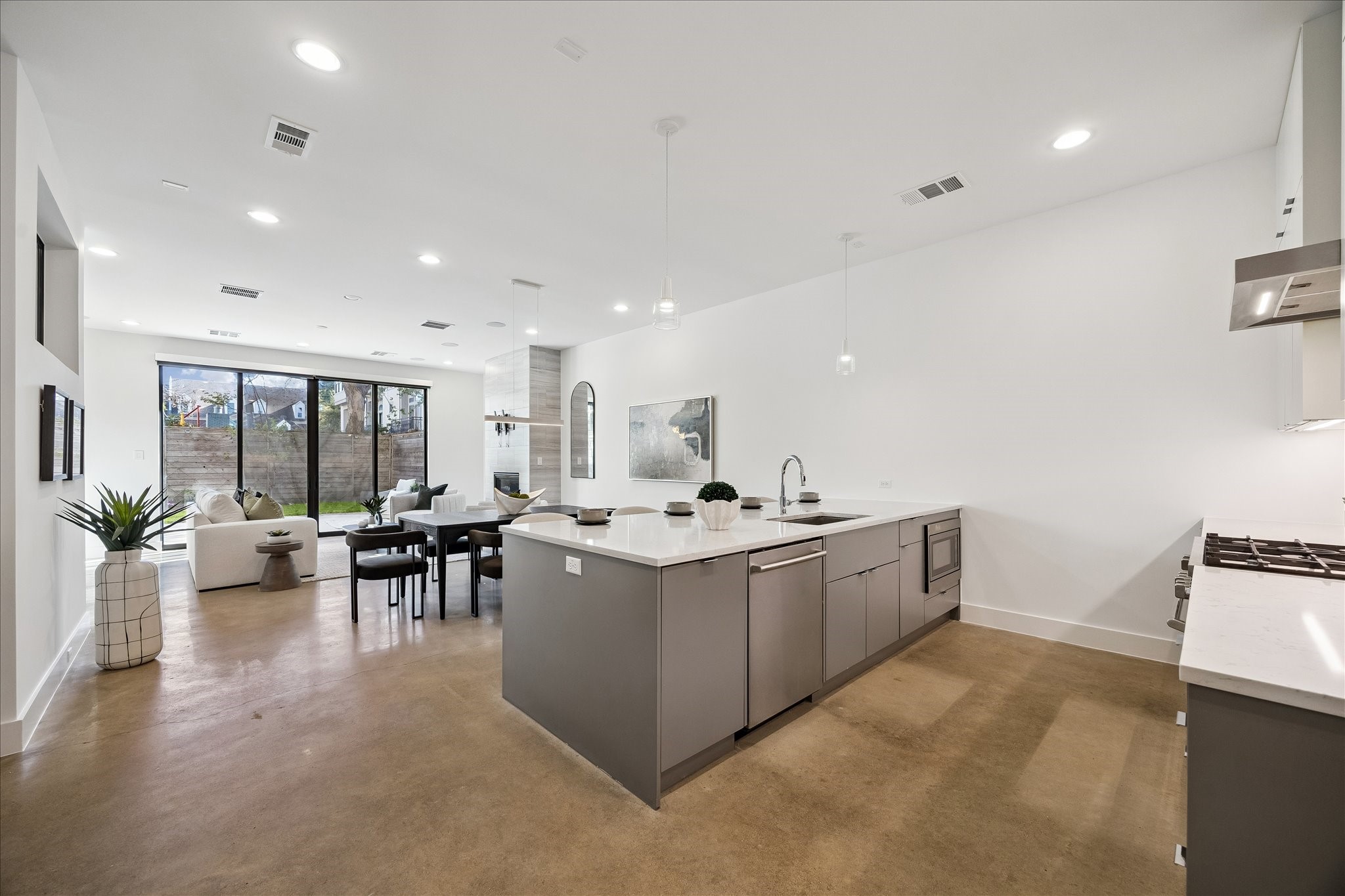  2147 Harold Street - 物件實景