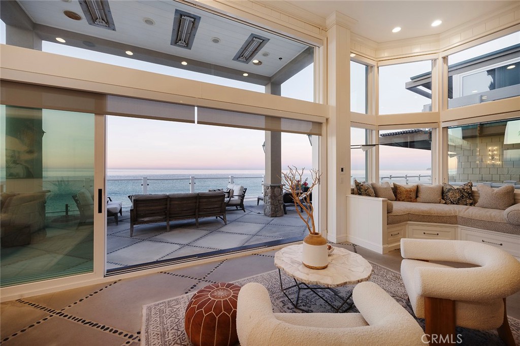 Dana Point, California, 92624, United States, 4 Bedrooms Bedrooms, ,5 BathroomsBathrooms,Residential,For Sale,1739161