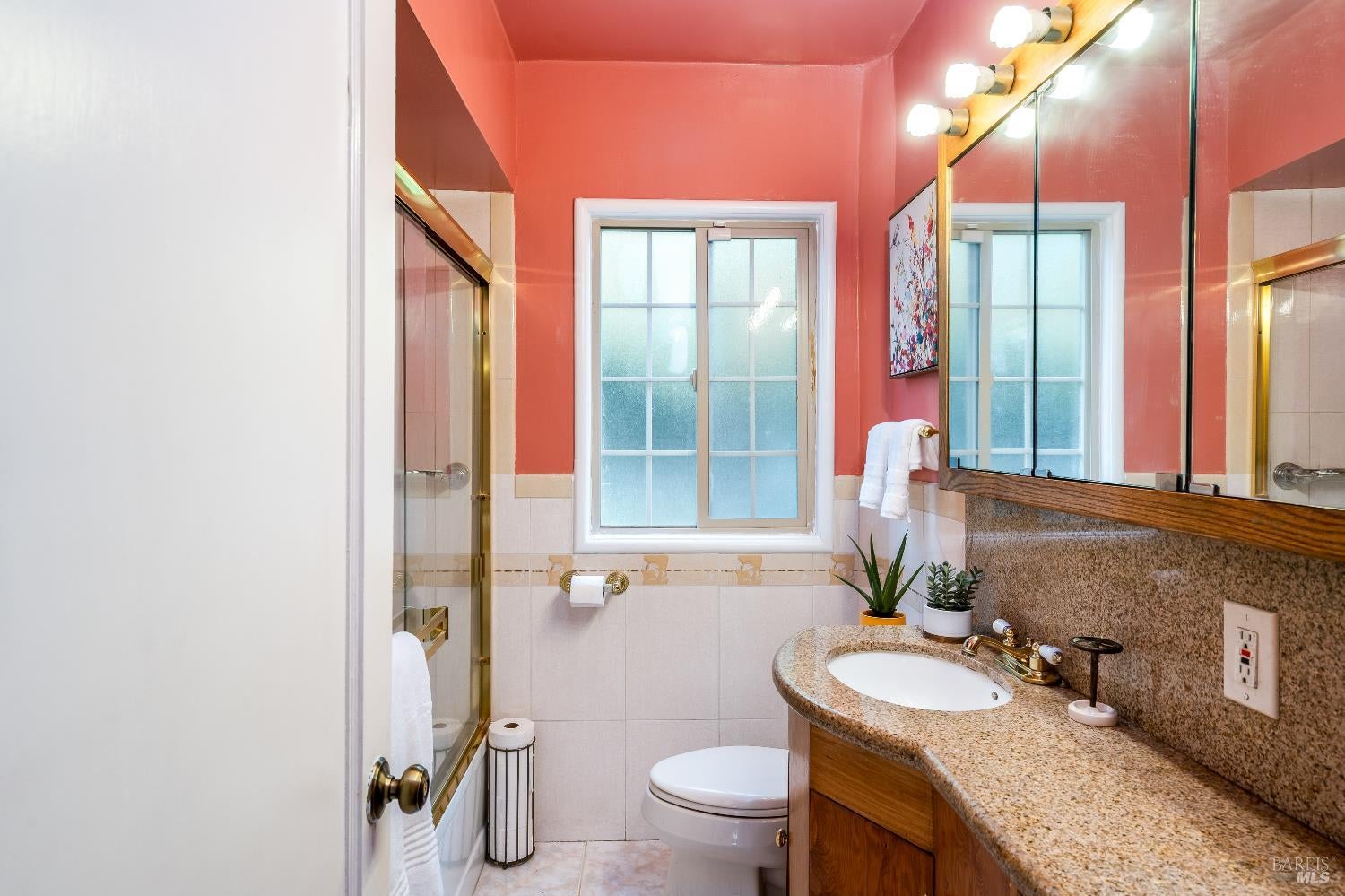 Richmond, California, 94804, United States, 2 Bedrooms Bedrooms, ,2 BathroomsBathrooms,Residential,For Sale,1892898