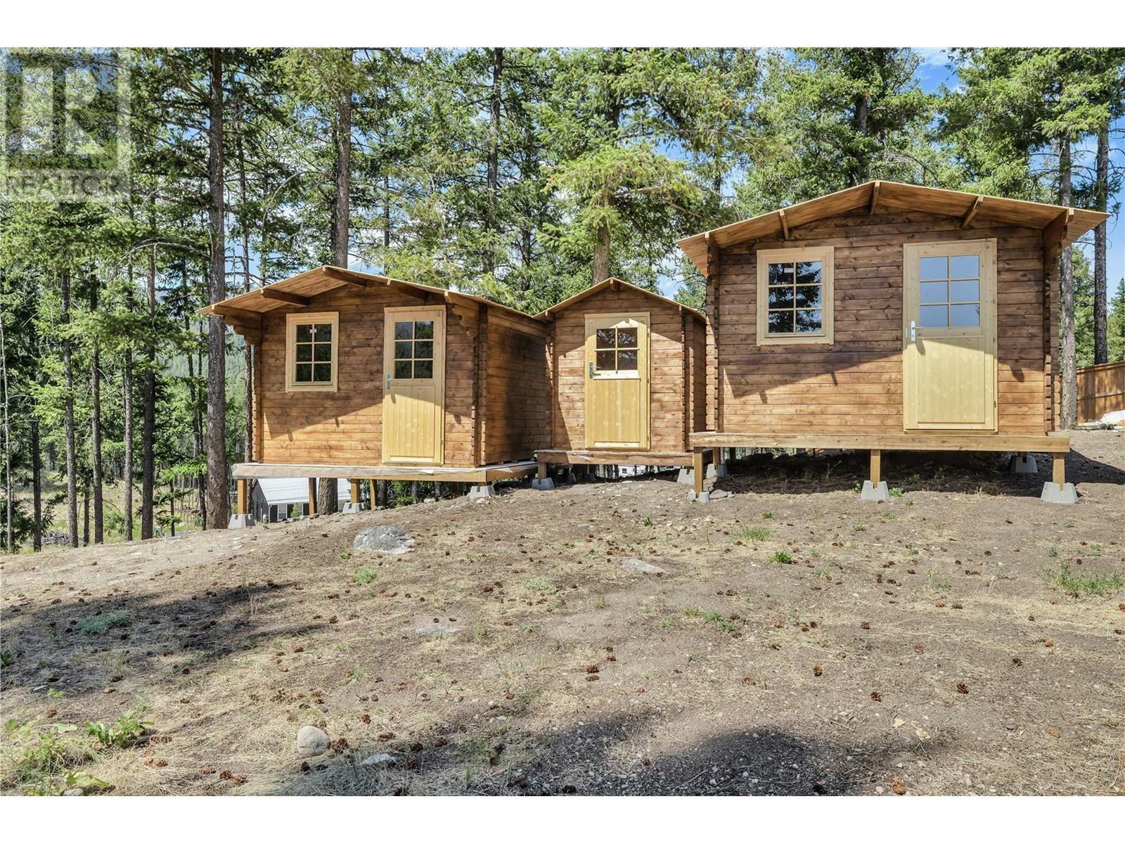 KELOWNA, British Columbia, V1Z 3W6, CA, 5 Bedrooms Bedrooms, ,3 BathroomsBathrooms,Residential,For Sale,1838987
