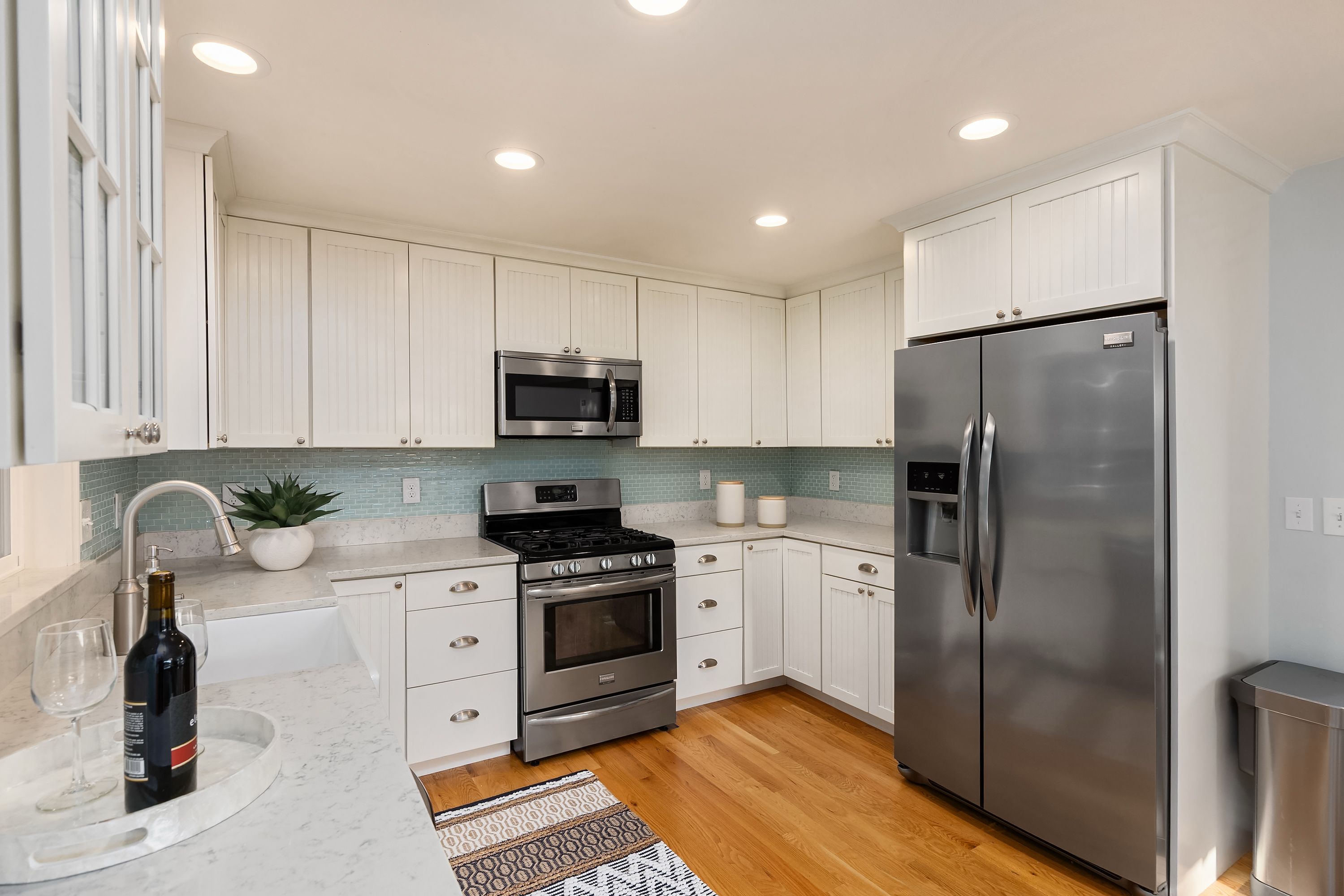 1020 NE Holm Ct, Poulsbo, WA 98370 - 物件實景